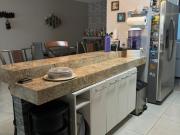 AMPLIO Y UBICADO DEPARTAMENTO