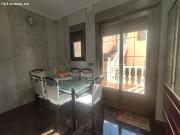 AMPLÍSIMA CASA CON DOS PLANTAS MAS BUHARDILLA, PATIO DE...