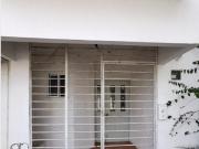 Amplitud de Casa en Villa Marino, Sobre Avenida Interior