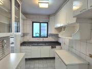 Amplo apartamento com 3 dormitórios e 2 vagas nas...