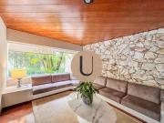 Amplo apartamento de 230m2 com 3 vagas em localização...