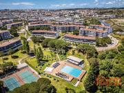 Amplo Apartamento De 2 Quartos No Último Andar Com...