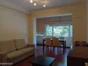 Amplo apartamento T2, arrenda se mobilado e com cozinha...