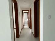 Amplo apto de 03 dorm c/suãte, elevador e piscina rio...