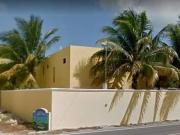 AMUEBLADA A UNA CUADRA DE LA PLAYA