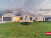 AN ARCHITECTURAL DISTINCTION RICH IN QUALITY & GRAND IN...