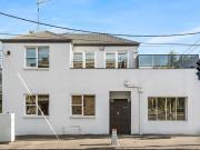 An Iconic Lifestyle Setting With Spectacular CBD Views
