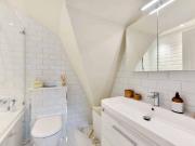 An immaculate three bedroom apartment situated in the...