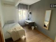 Habitación en piso compartido de 4 habitaciones en...