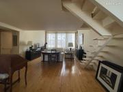 Ancien atelier d'artiste, dernier étage, calme et... Ancien atelier d'artiste, dernier étage, calme et...