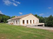 Ancien chai rénové avec jardin et beaux volumes 175m²...