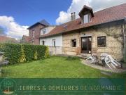 Ancien corps de ferme réhabilité en un ensemble...