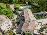 Ancien moulin rénové avec piscine chauffée et 2 appartements