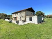 Ancien sur 3 000m²