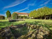 Ancienne bergerie en pierre compose de deux maisons...