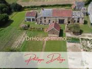 Ancienne ferme avec nombreuses dépendances, à rénover...