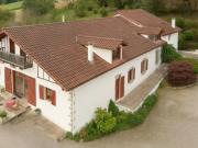 Ancienne ferme basque ? Maison + gîte ? 3617 m² ?