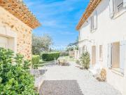Ancienne ferme de 1850 avec vue panoramique à Tanneron!...