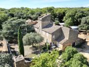 Ancienne Ferme Fortifiée au Coeur de la Vallée du Rhône
