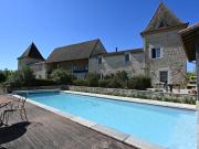 Propriété de caractère entièrement rénovée avec 2...