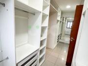Andar alto, super ventilado, vista belÃssima e mobiliado!