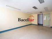 Andar: / Comercial / Centro