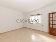 Andar de Moradia para alugar em Setúbal