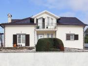 Andar de Moradia T2, parcialmente mobilado e semi...