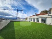 Andar de Moradia T5 com Terraço e Quintal no Centro de...