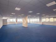 Andar inteiro com 484,25m²