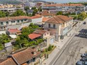 Andar Moradia T3 com garagem logradouro, junto à Câmara...