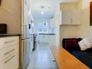 Anderson House, Fountain Road. 4 bed flat to rent £2,800...