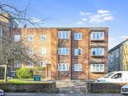 Anerley Park, London SE20 2 bed apartment to rent £1,725...