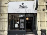 Anlagepaket mit 5 Geschäftslokale & 1 Wohnung stabile...