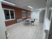 Annonce de location Local professionnel 150 m2 Zone...