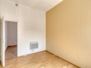Annonce n° 217944 T3 refait à neuf