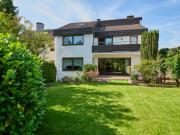 Ansprechendes Wohnhaus in guter Lage von Heusenstamm