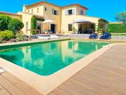 Antibes Saint Maymes ¦ Élégance, volumes et sérénité à 10