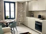 Antibes Vieille ville Appartement rénové à deux pas des...