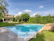 Antibes Villa contemporaine récente avec un studio...
