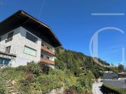 Anwesen mit Sanierungspotential in exklusiver Lage und...