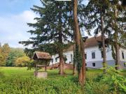 Anwesen mit Schloss und 5 ha Schlosspark 5 Minuten von...