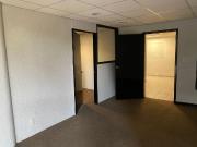 ANZURES SE RENTA OFICINA