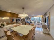 AOS 5 Apartamento reformado, 3 quartos, nascente e vista...