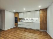 Apart. T2 com garagem, em construção