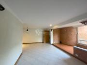 apartaestudio en arriendo en el poblado. Cod A776267