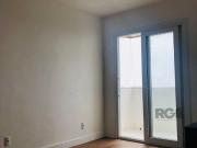 Apartamaento de 2 dormitórios, sala, cozinha, banheiro...