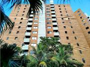 Apartamento 188m 4H/4B/4P/1M ubicado. En Los Chorros....