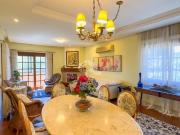 Apartamento 191m² semi mobiliado 3 quartos sendo 2...