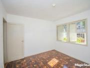 Apartamento 1 dorm à venda Avenida Taquara, Petrópolis...